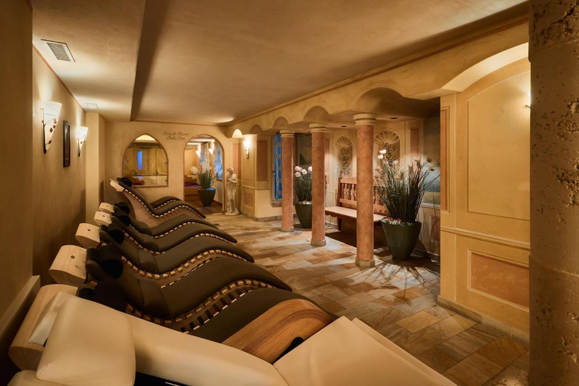 Dolomites Wellness Hotel Savoy لا فيلا المظهر الخارجي الصورة